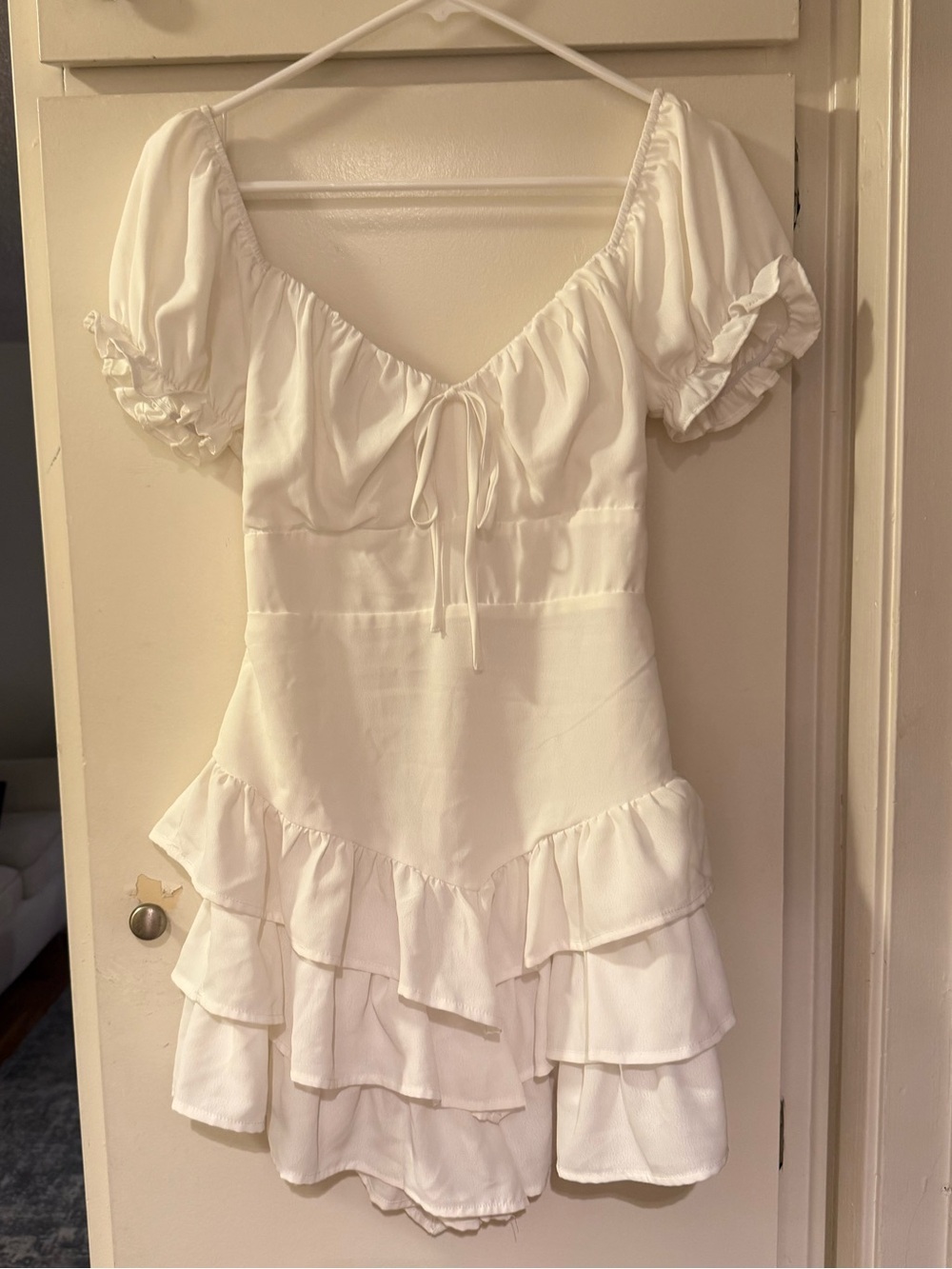 Cottagecore milkmaid babydoll white dress in excellent condition prairie puff